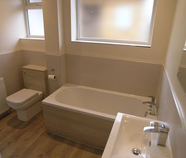 Fernleigh Gardens, Stourbridge - Photo 2