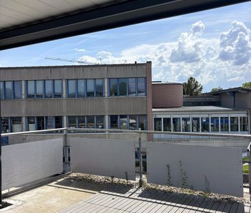 Helle 5.5-Zimmer-Attikawohnung mit grosser Dachterrasse - Photo 5