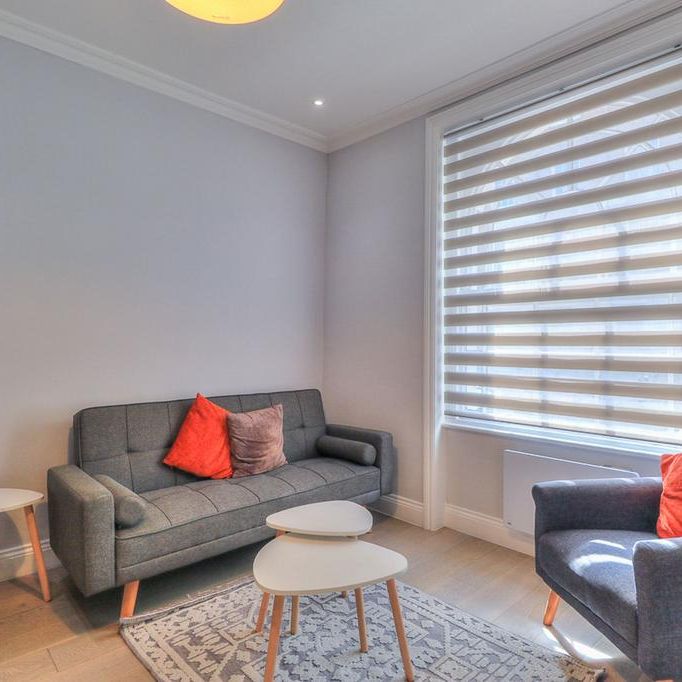 1 bedroom ground floor flat to rent - Photo 1