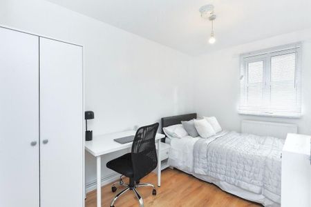 6 bedroom house to rent - Photo 4