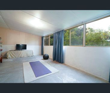 13 Slade Street, Bayswater, WA 6053 - Photo 1