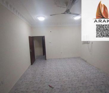 For rent in Al Rawda 3, a villa for families - Photo 2
