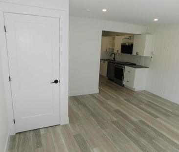 FOR RENT – 6468 Summit Street, Halifax, Nova Scotia - Photo 4