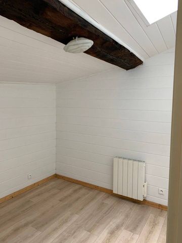 Location maison 4 pièces 70.15 m² à Les Vans (07140) - Photo 2