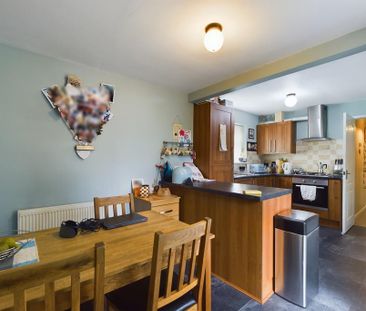 2 bedroom detached bungalow to rent - Photo 6