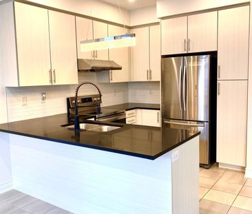 For Lease - 9 Grinnel Road, East Gwillimbury, Ontario - Photo 5