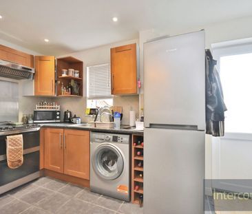 The Ridings, CM23, Bishop`S Stortford - Photo 1