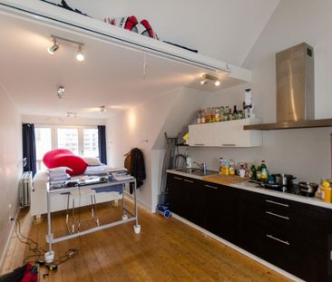 Appartement te huur in Gent voor € 820 met 1 slaapkamer - foto 1