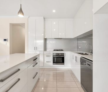 Designed for Indoor/Outdoor Living - Photo 4