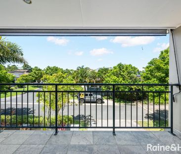 Immaculate Family Home with Pool & Solar!! - Photo 1