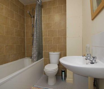 61B Ebrington Street - Photo 2