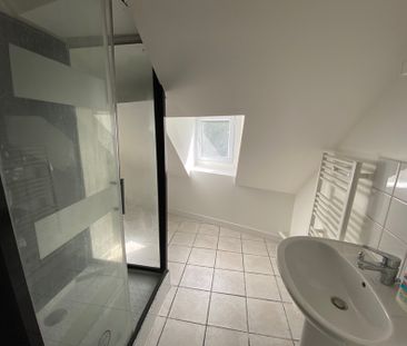 Location Appartement 3 pièces 54m² - Photo 2