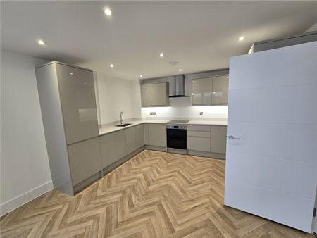 2 bedroom apartment to rent Archery Gardens, St. Leonards-on-Sea, East Sussex, TN38 - Photo 5