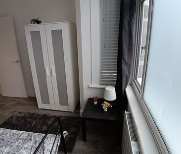 1 Bed Flat, Thornton Heath, CR7 - Photo 6