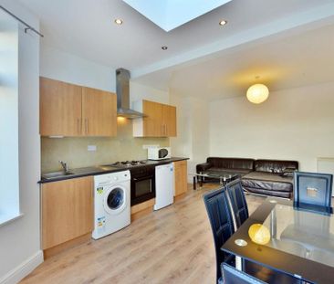 4 bedroom house to rent - Photo 1