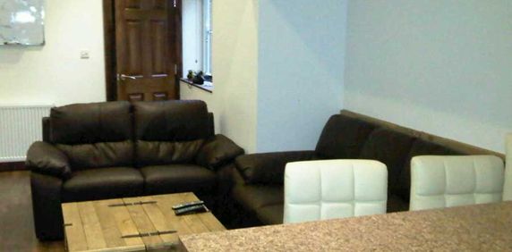 150 HUBERT ROAD - Photo 2