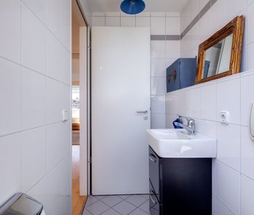 Bright 3-room roof-terrace apartment - Photo 2