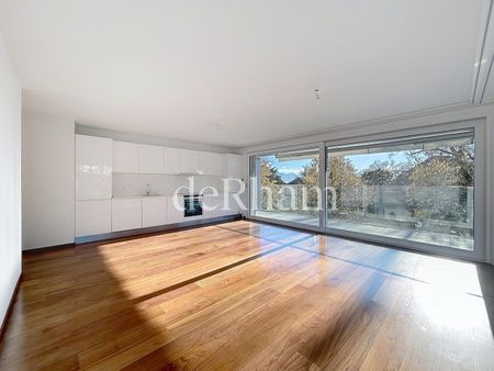 Elysée district – Beautiful apartment in a luxury building - Photo 3