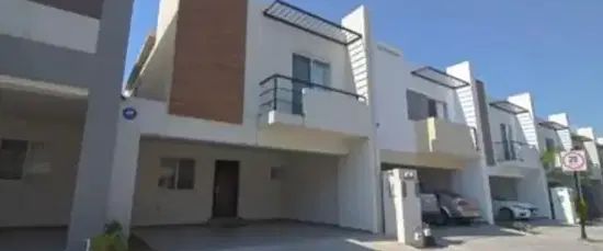 Casa en Fraccionamiento en Renta en Fraccionamiento Espacio Cumbres - Photo 1
