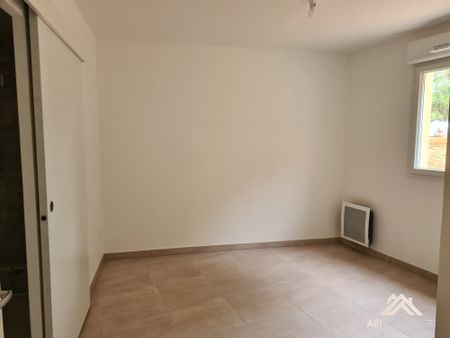 Location Appartement 2 pièces 49m² MONTPELLIER 34070 - Photo 2