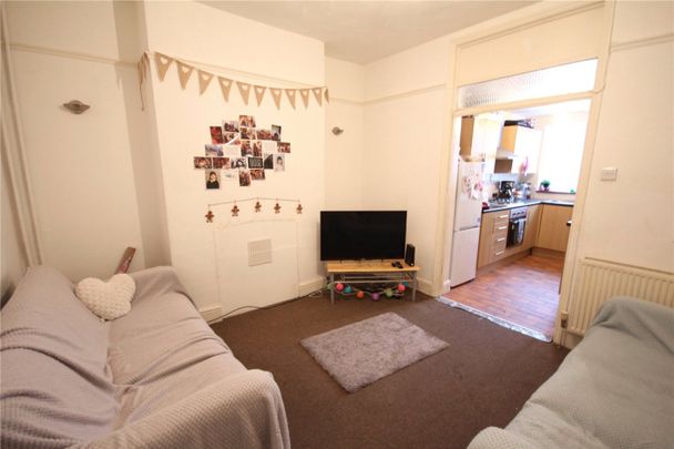 Hinton Road, - Photo 1