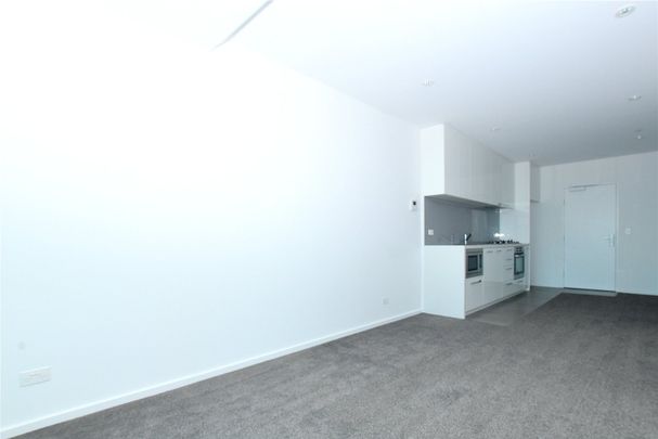 1906/618 Lonsdale Street - Photo 1