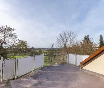 Schöne ca. 135 m² große 4-Zimmer-Maisonettewohnung mit Dachatelier ... - Photo 4