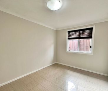 View Saturday at 1.55pm - 2.10pm - Photo 3