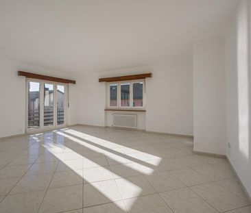 ACCOGLIENTE 5.5 LOCALI CON GIARDINO PRIVATO | COSY 5.5-ROOM APARTME... - Photo 1