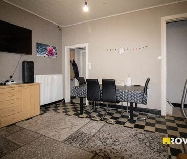 Ruime rijwoning (162 m²) met terras nabij centrum Izegem - Foto 4