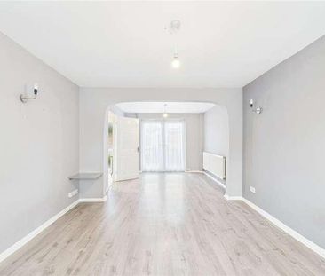 Boswell Road, Crawley, West Sussex, RH10 - Photo 2