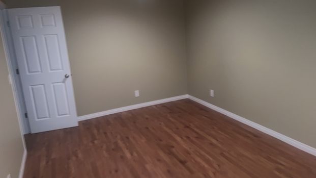 Beautiful 4 Bed Home On Corner Lot In Saddleridge – Prime Location - Photo 1