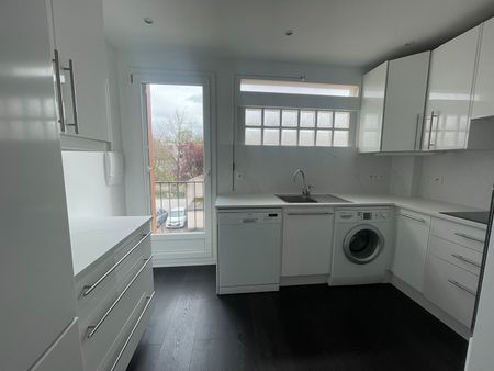 Location Appartement 3 pièces 77m² - Photo 5