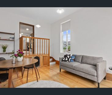 Fully Furnished Cottage in North Hobart - Photo 1