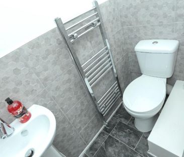 4 bedroom House To Let - Photo 1