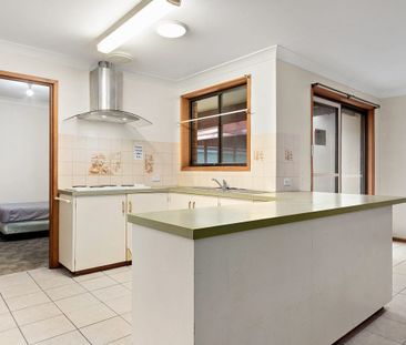 Rooms / 54 Naughton Avenue, Birmingham Gardens NSW 2287 - Photo 4