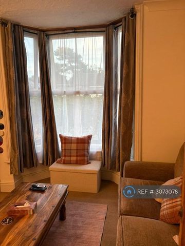 2 bedroom terraced house to rent - Photo 3