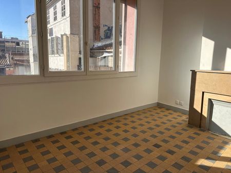 Location appartement Marseille 1er (13001) - Photo 5