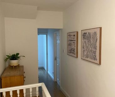 4 bedroom terraced house to rent - Photo 3