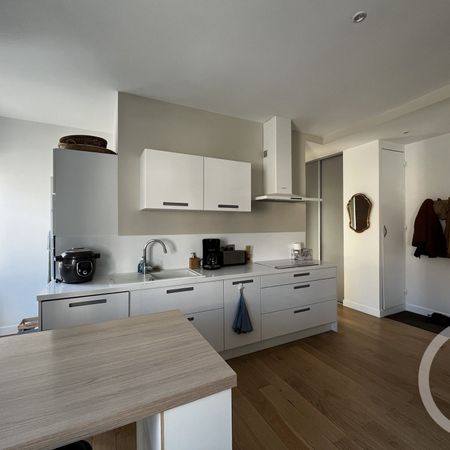 Location Appartement 3 pièces 79m² BEAUNE 21200 - Photo 3