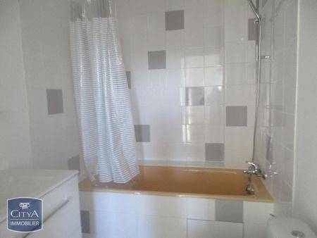 Location Appartement 2 pièces 35m² BRIVE LA GAILLARDE 19100 - Photo 5