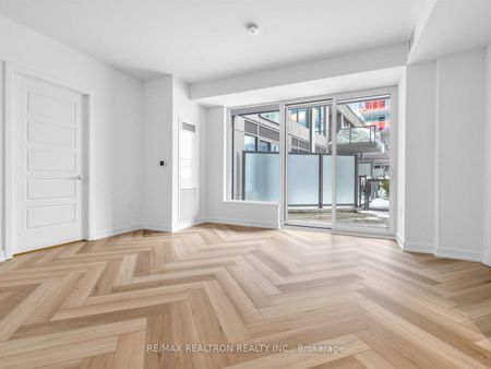 For Lease - 333 Sunseeker Avenue Unit# 145, Innisfil, Ontario - Photo 2
