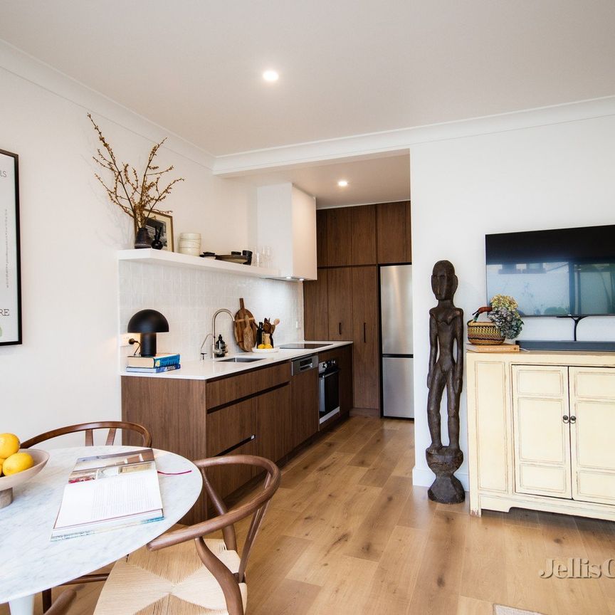 40 Rowena Parade, Richmond - Photo 1