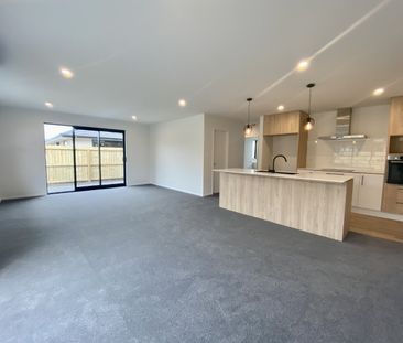 38 Blakes Road, Belfast - Photo 2