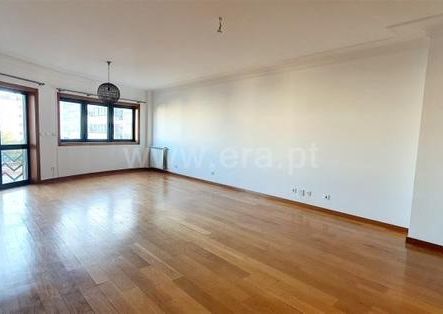 Apartamento T3 em Lisboa