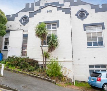 FLEXIBLE STUDENT ACCOMDATION AVAILABLE NOW!!! - Photo 3