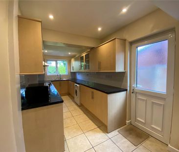 3 bedroom semi-detached house to rent - Photo 4