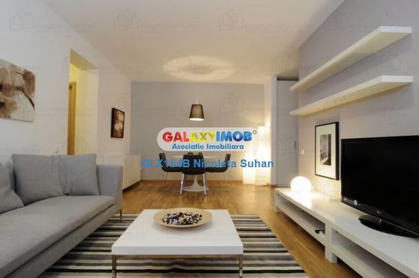 INCHIRIERE APARTAMENT 3 CAMERE BANEASA PRIVIGHETORILOR - Photo 1