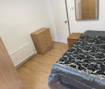 House share to rent - Photo 4