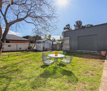 9 Lonergan Place East Wagga Wagga NSW - Photo 1